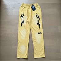 LightYellow